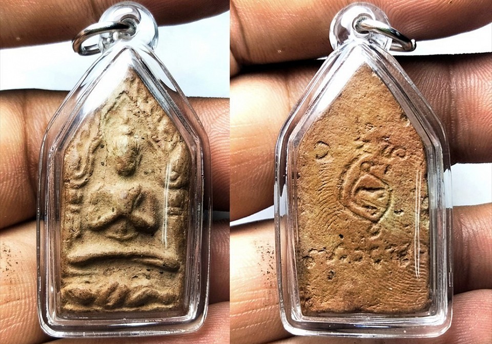 ขุนแผนปลุกกุมาร เนื้อดิน หลวงพ่อกวย วัดโฆสิตาราม องค์ที่ 9