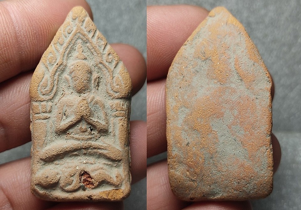 ขุนแผนปลุกกุมาร เนื้อดิน หลวงพ่อกวย วัดโฆสิตาราม องค์ที่ 6